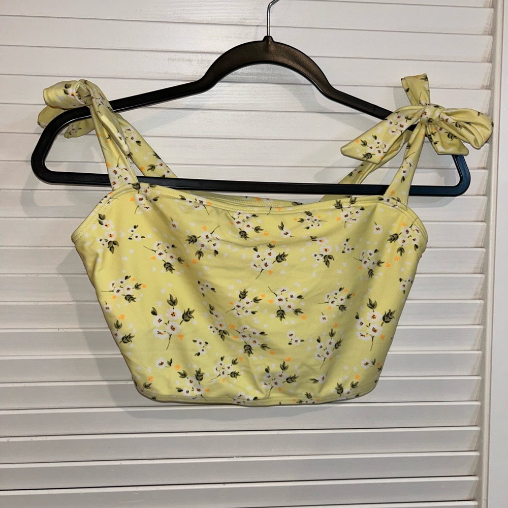 Swim top size large